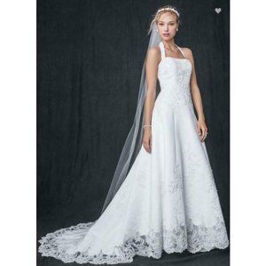 David's Bridal Michelangelo V8377 SIZE 16 (fits like 14)